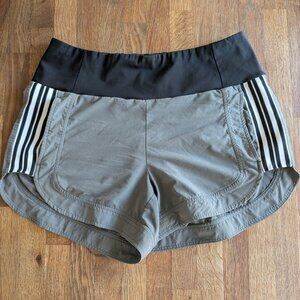 Athleta Ascender Shorts Side Striped Polyester Blend Women's Size 8